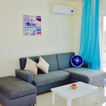 Appartement на берегу моря в цезарь 3-3 Trikomo