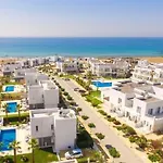 Apartamento на берегу моря в цезарь 3-3 Trikomo