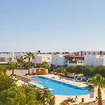 Lejlighed на берегу моря в цезарь 3-3 *