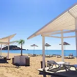 Apartamento на берегу моря в цезарь 3-3 Trikomo