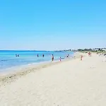 на берегу моря в цезарь 3-3
