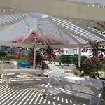 Apartamento на берегу моря в цезарь 3-3 Trikomo