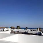 Apartamento на берегу моря в цезарь 3-3 Trikomo